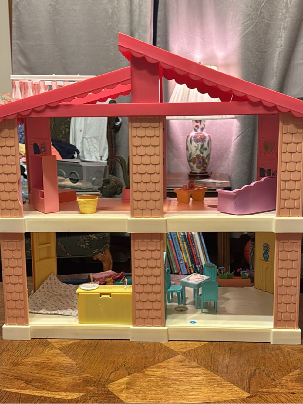 1993 Tyco Talking Dollhouse Working with Accessories